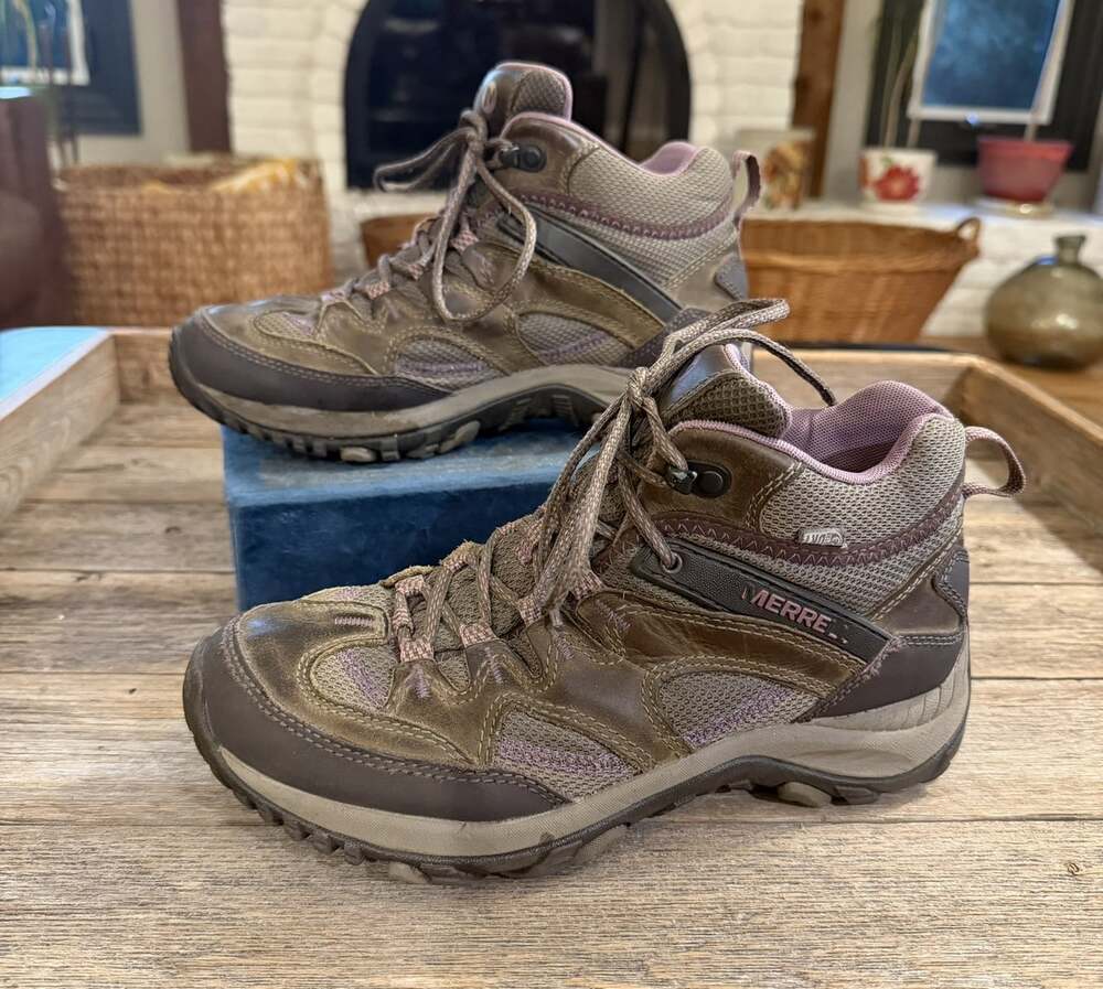 Merrell Womens Hiking Boots Size 7.5 Brindle Brown Pink Trail Performance J48322